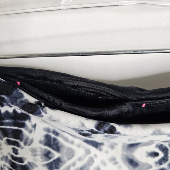 VICTORIA'S SECRET VSX SPORT Knockout Leggings GRAY BLACK size S Athleisure Cute - Picture 6 of 9